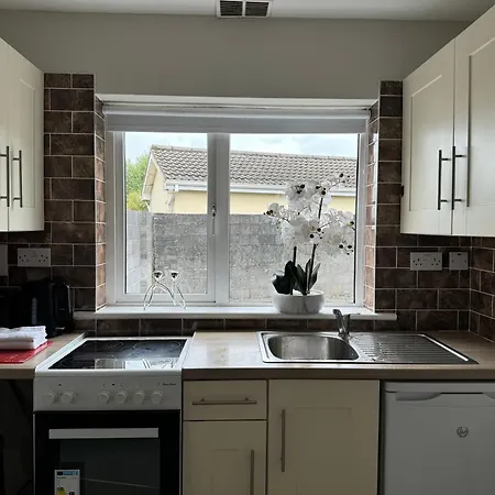 Small 25m2 With In Walking Distance Of The Of * Galway